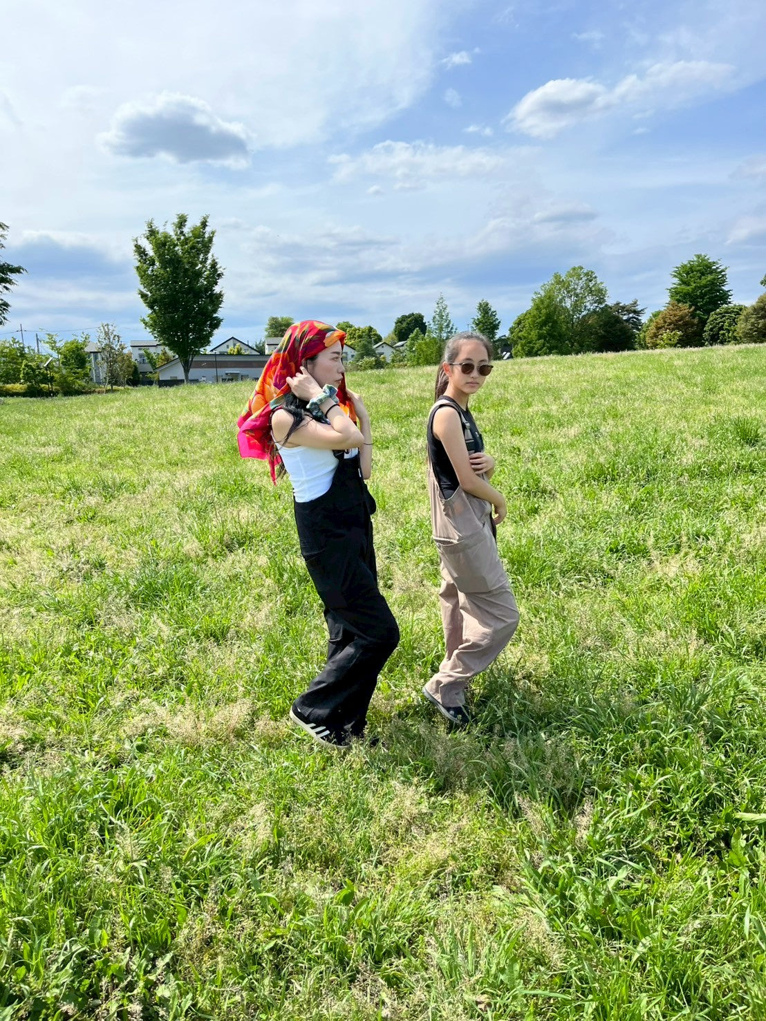 【軽やか＆涼感快適】最強オーバーオール｜街でもアウトドアでも活躍するトイレ快適デザイン