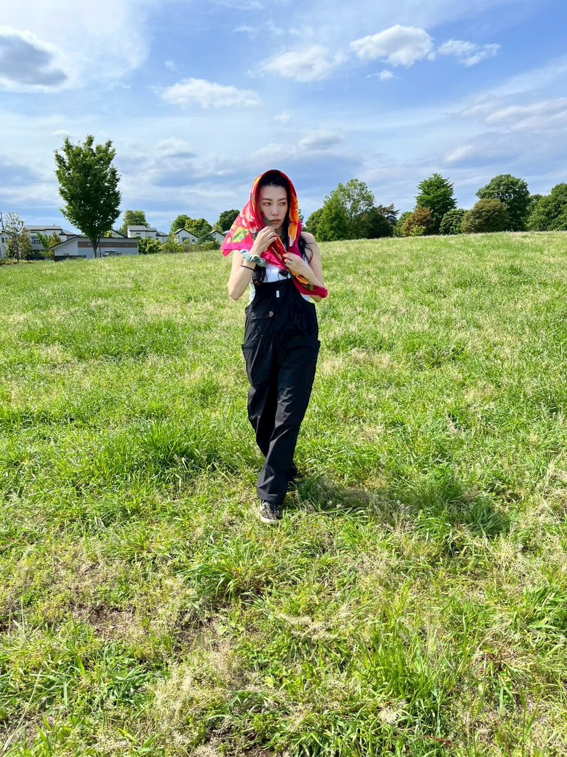 【軽やか＆涼感快適】最強オーバーオール｜街でもアウトドアでも活躍するトイレ快適デザイン